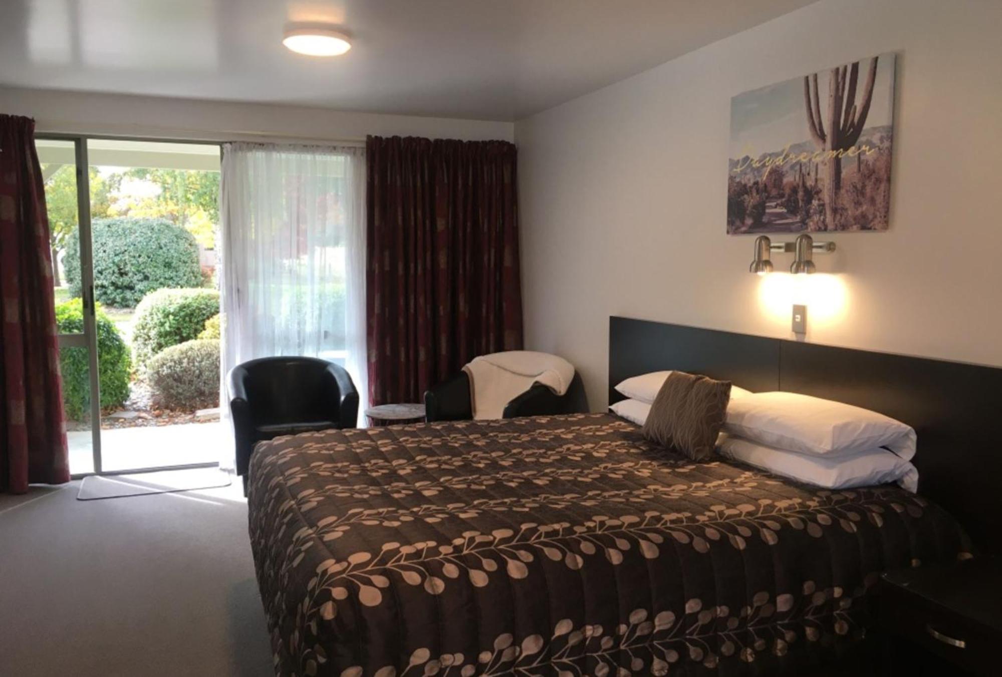 קרומוול Colonial Manor Motel חדר תמונה